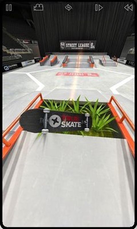 ��ʵ�Ļ������ĺ����棨True Skate��