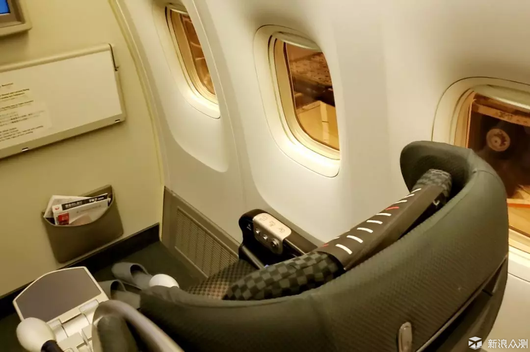 日本航空 客舱 座位 值机 乘机体验 配图