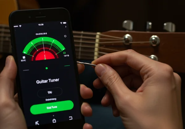 ������Guitar �ֻ����ߵ����������� ��˷�Ȩ�޺��������Ž��