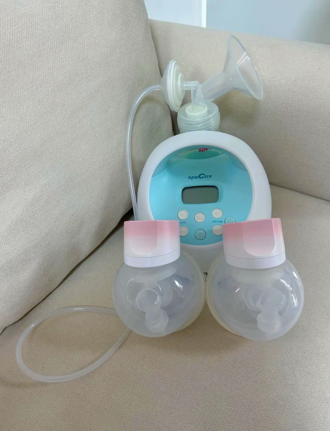 Momcozy�����������ֳߴ�ѡ����ʹ�öԱ�ͼ